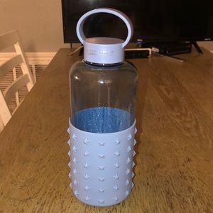 A big blue water bottle that you could take around anywhere that’s waterproof